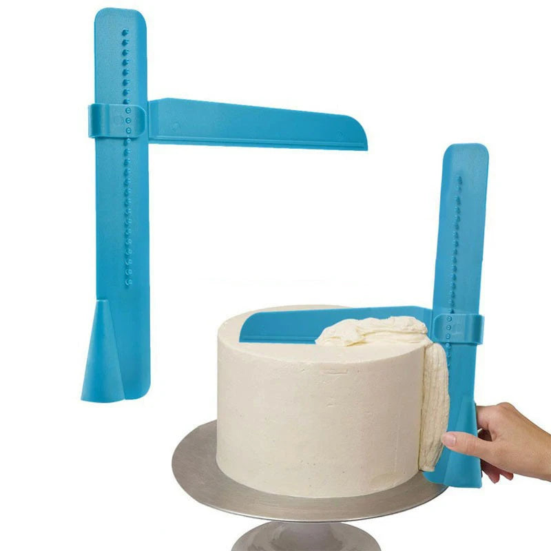 Teeth-Edge Cake Scraper for Fondant & Buttercream
