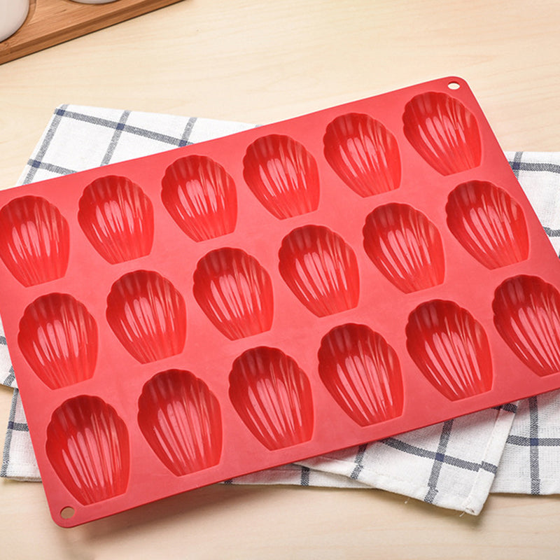 DIY Mini Madeleine Baking Mold – Food-Grade Silicone Shell Pan for Cakes & Cookies