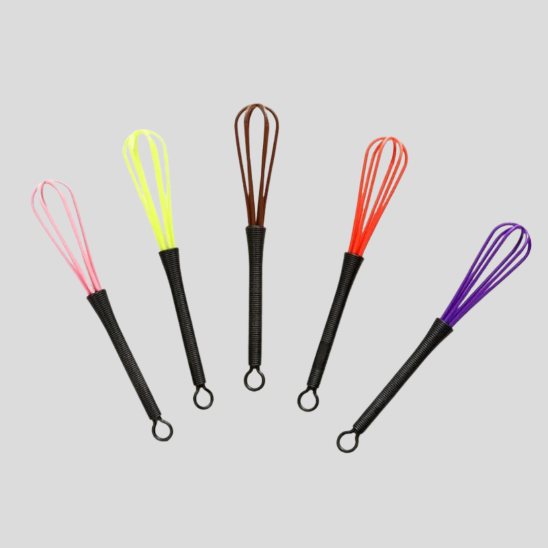 Portable Manual Egg Beater – Plastic Cream & Mixing Tool